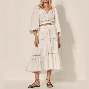 KIVARI Farah White Broderie Anglaise Embroidered Long Sleeve Crop Top Blouse